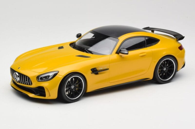 Mercedes AMG GT R C190 Geltonas Minichamps 1:18 155036021 Metalas