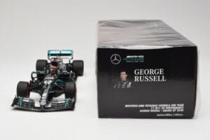 Mercedes AMG Petronas W11 #63 G. Russell Sakhir GP 2020 Minichamps 1:18 110201663 Metalas - nuotrauka 6 iš 6