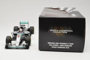 Mercedes AMG Petronas W06 Hybrid #44 L. Hamilton F1 World Champion 2015 Minichamps 1:18 186150044 Metalas - nuotrauka 6 iš 6