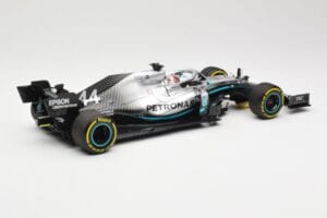 Mercedes AMG Petronas W10 #44 L. Hamilton Winner Chinese GP 2019 Minichamps 1:18 110190344 Metalas - nuotrauka 2 iš 6