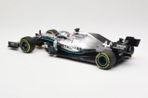 Mercedes AMG Petronas W10 #44 L. Hamilton Winner Chinese GP 2019 Minichamps 1:18 110190344 Metalas - nuotrauka 5 iš 6