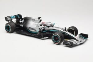 Mercedes AMG Petronas W10 EQ Power+ #44 L. Hamilton USA GP F1 World Champion 2019 Minichamps 1:18 110191844 Metalas - nuotrauka 5 iš 7