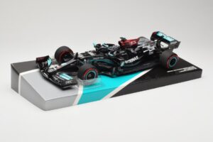 Mercedes AMG Petronas W12 E Performance #44 L. Hamilton Bahrain GP 2021 Minichamps 1:18 113210144 Metalas - nuotrauka 2 iš 6