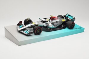 Mercedes AMG Petronas W13 E Performance #44 L. Hamilton 2022 Minichamps 1:18 113220044 Metalas - nuotrauka 2 iš 6