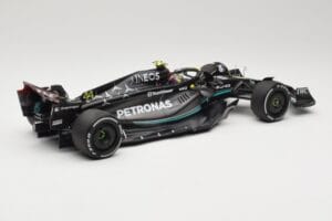 Mercedes AMG Petronas W14 E Performance #44 L. Hamilton Bahrain GP 2023 Minichamps 1:18 110230144 Metalas - nuotrauka 2 iš 6
