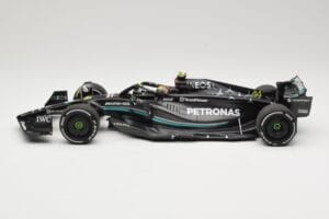 Mercedes AMG Petronas W14 E Performance #44 L. Hamilton Bahrain GP 2023 Minichamps 1:18 110230144 Metalas - nuotrauka 3 iš 6