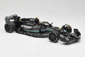 Mercedes AMG Petronas W14 E Performance #44 L. Hamilton Bahrain GP 2023 Minichamps 1:18 110230144 Metalas - nuotrauka 4 iš 6