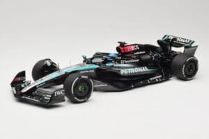 Mercedes AMG Petronas W15 E Performance #63 G. Russell Winner Austrian GP 2024 Minichamps 1:18 110241163 Metalas