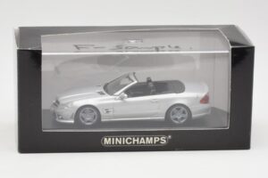 Mercedes AMG SL63 R230 Sidabras Minichamps 1:43 B66960018-R Metalas - nuotrauka 4 iš 4