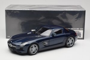 Mercedes SLS AMG C197 Blue Metallic Minichamps 1:18 180039021 Metalas - nuotrauka 8 iš 8