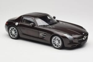 Mercedes AMG SLS C197 Brown Metallic Minichamps 1:18 100039028 Metalas - nuotrauka 6 iš 8