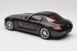 Mercedes AMG SLS C197 Brown Metallic Minichamps 1:18 100039028 Metalas - nuotrauka 7 iš 8