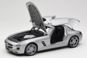 Mercedes AMG SLS C197 Grey Metallic Minichamps 1:18 100039025 Metalas - nuotrauka 2 iš 8
