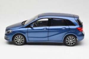 Mercedes B-Class W246 Lotus Mėlynas Metalinis Norev 1:18 B66961410 Metalas - nuotrauka 4 iš 8