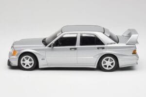 Mercedes 190E W201 2.5-16 EVO 2 Astral Sidabrinis Metallic Minichamps 1:18 155036101 Metalas - nuotrauka 3 iš 6