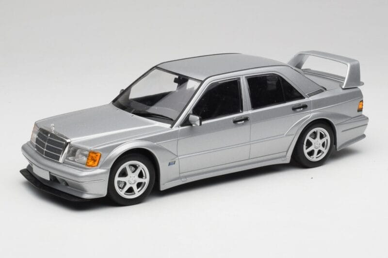 Mercedes 190E W201 2.5-16 EVO 2 Astral Sidabrinis Metallic Minichamps 1:18 155036101 Metalas