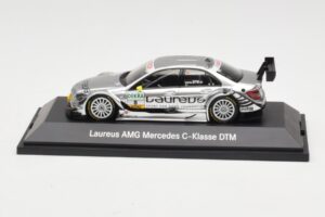 Mercedes C-Class C204 #8 R. Schumacher HWA DTM 2010 Minichamps 1:43 B66961414 Metalas