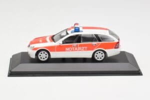 Mercedes C-Class S203 Notarzt Minichamps 1:43 430030190 Metalas
