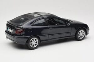 Mercedes C-Class Sports Coupe CL203 Mėlynas Maisto 1:18 B66962124 Metalas - nuotrauka 3 iš 8