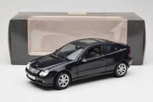 Mercedes C-Class Sports Coupe CL203 Mėlynas Maisto 1:18 B66962124 Metalas - nuotrauka 8 iš 8