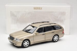 Mercedes C-Class T-Model W202 Smoke Silver Norev 1:18 183388 Metalas - nuotrauka 8 iš 8
