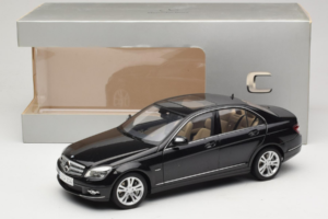Mercedes C-Class W204 Obsidian Black AUTOart 1:18 B66962367 Metalas - nuotrauka 8 iš 8