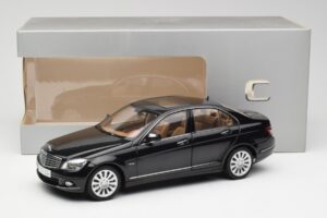Mercedes C-Class W204 Obsidian Juodas AUTOart 1:18 B66962365 Metalas - nuotrauka 8 iš 8