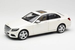 Mercedes C-Class W205 Diamond Baltas Metalinis Norev 1:18 B66960256 Metalas