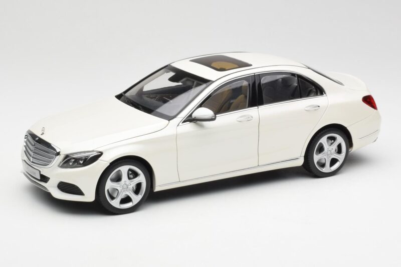Mercedes C-Class W205 Diamond Baltas Metalinis Norev 1:18 B66960256 Metalas