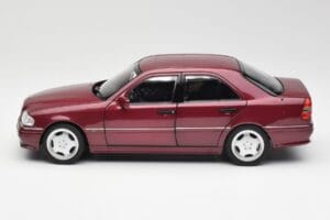 Mercedes AMG C36 W202 Almandine Raudonas Norev 1:18 B66040706 Metalas - nuotrauka 4 iš 8
