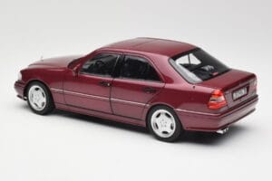 Mercedes AMG C36 W202 Almandine Raudonas Norev 1:18 B66040706 Metalas - nuotrauka 7 iš 8