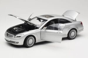 Mercedes CL-Class C216 Sidabrinis AUTOart 1:18 76164 Metalas - nuotrauka 2 iš 8