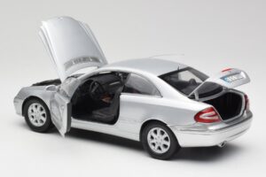Mercedes CLK 500 C209 Sidabrinis Kyosho 1:18 B66962144 Metalas - nuotrauka 5 iš 8