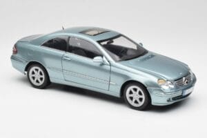 Mercedes CLK 500 W209 Šviesiai Mėlynas Metalinis Kyosho 1:18 B66962192 Metalas - nuotrauka 6 iš 8