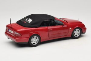 Mercedes CLK A208 Kabrioletas Raudonas Anson 1:18 30338 Metalas - nuotrauka 3 iš 8