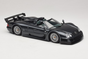 Mercedes AMG CLK GTR Roadster Pilkas GT Spirit 1:18 GT960 Derva - nuotrauka 4 iš 6
