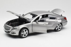Mercedes CLS C218 Designo Alubeam Titanium Norev 1:18 B66961298 Metalas - nuotrauka 2 iš 8