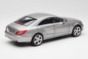 Mercedes CLS C218 Designo Alubeam Titanium Norev 1:18 B66961298 Metalas - nuotrauka 3 iš 8