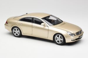 Mercedes CLS C219 Šviesiai Smėlinis Auksinis Kyosho 1:18 08401LBE Metalas - nuotrauka 6 iš 8