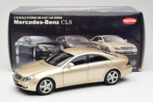 Mercedes CLS C219 Šviesiai Smėlinis Auksinis Kyosho 1:18 08401LBE Metalas - nuotrauka 8 iš 8