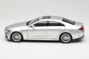 Mercedes CLS C257 Sidabrinis Norev 1:18 183489 Metalas - nuotrauka 4 iš 8