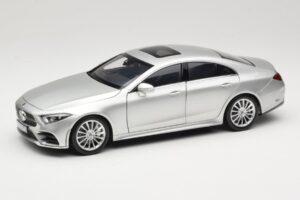 Mercedes CLS C257 Sidabrinis Norev 1:18 183489 Metalas