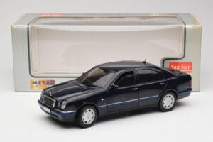 Mercedes E-Class W210 E320 Juodas Sun Star 1:18 1151 Metalas - nuotrauka 8 iš 8