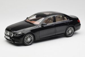 Mercedes E-Class W213 Obsidian Juodas iScale 1:18 B66960380 Metalas