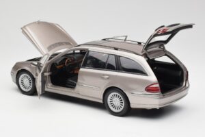 Mercedes E320 CDI W210 Universalas Cubanite Sidabrinis Kyosho 1:18 B66962188 Metalas - nuotrauka 5 iš 8
