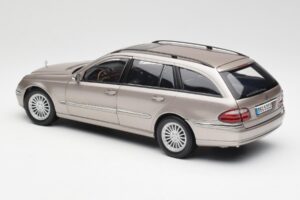 Mercedes E320 CDI W210 Universalas Cubanite Sidabrinis Kyosho 1:18 B66962188 Metalas - nuotrauka 7 iš 8
