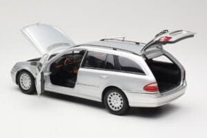 Mercedes E320 T-Modell S210 Elegance Sidabrinis Kyosho 1:18 B66962166 Metalas - nuotrauka 5 iš 8
