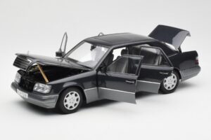 Mercedes E320 W124 Nautik Mėlynas Metallic Dealer Edition AUTOart 1:18 B66040508 Metalas - nuotrauka 2 iš 8