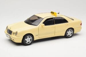 Mercedes E320 W210 Taxi Sun Star 1:18 1160 Metalas
