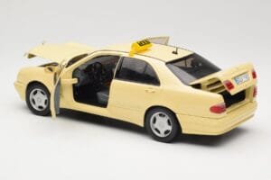 Mercedes E320 W210 Taxi Sun Star 1:18 1160 Metalas - nuotrauka 5 iš 8